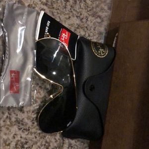 RaybanXwings sunglasses perfect condition